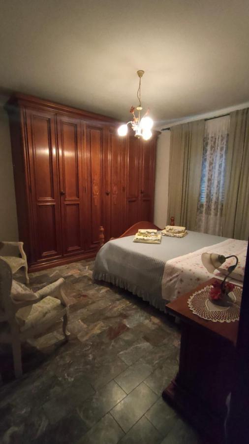 Pirro & Sharon House Bed and Breakfast Pianore Exteriör bild